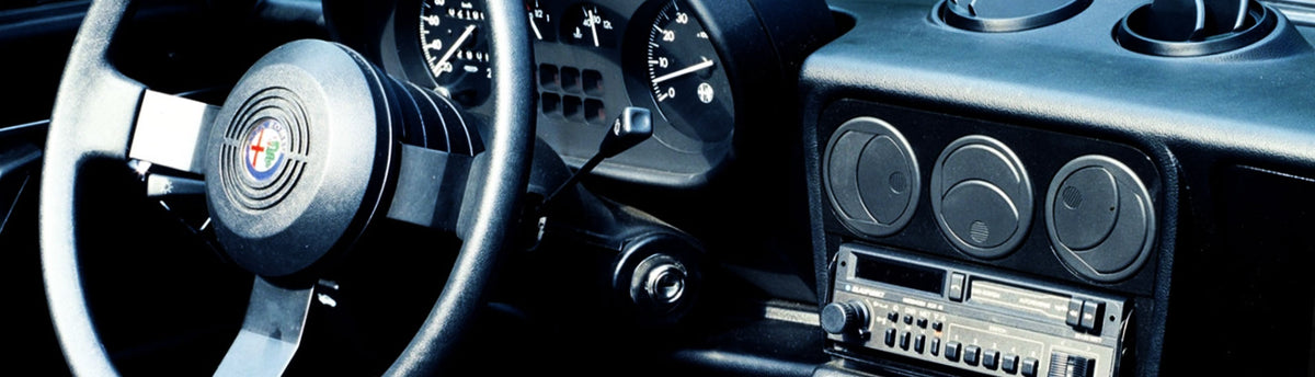 Alfa Romeo Spider Dash Kits