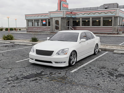 Lexus LS430 wrapped in Hexis Gloss HX20000 Polar White car wrap film HX20001B