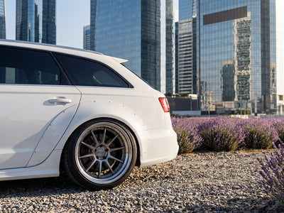 DIY Audi RS4 Avant wrapped in Gloss HX20000 Glacier White wrap film HX20003B