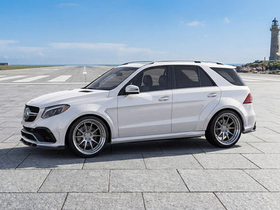 Mercedes-Benz GLE wrapped in Hexis Gloss HX20000 Glacier White wrap film HX20003B