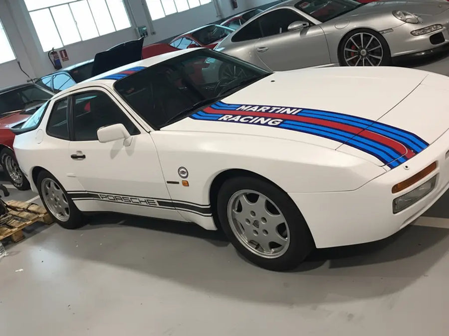 DIY Porsche 944 wrapped in Matte HX20000 Glacier White wrap film HX20003M