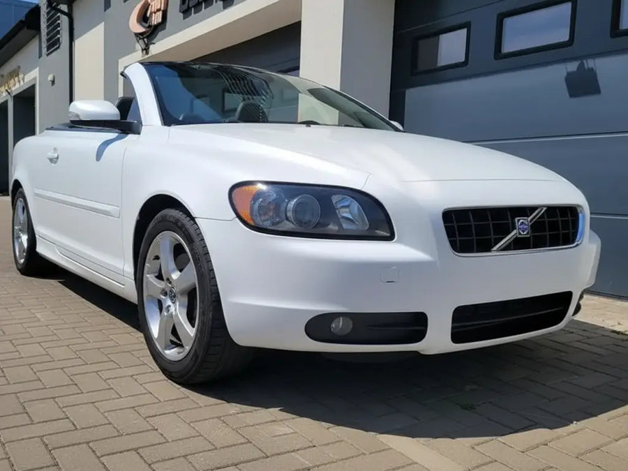 DIY Volvo C70 wrapped in Matte HX20000 Glacier White vinyl wrap HX20003M