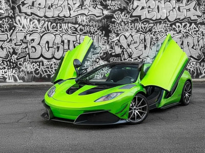 DIY McLaren MP4-12C wrapped in Gloss HX20000 Wasabi Green automotive vinyl film HX20228B