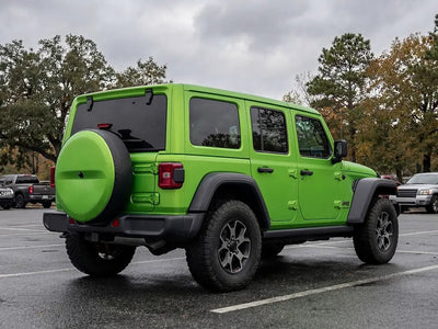 DIY Jeep Wrangler wrapped in Matte HX20000 Wasabi Green wrap film HX20375M
