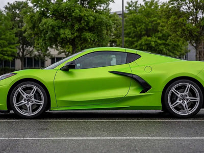 DIY Chevrolet Corvette wrapped in Matte HX20000 Wasabi Green wrap film HX20375M