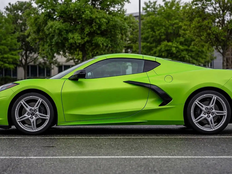 DIY Chevrolet Corvette wrapped in Matte HX20000 Wasabi Green wrap film HX20375M