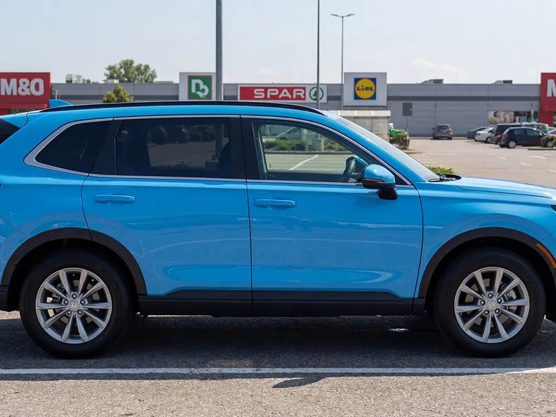 Honda CR-V wrapped in Gloss HX20000 Montpellier Blue restyling film HX20299B