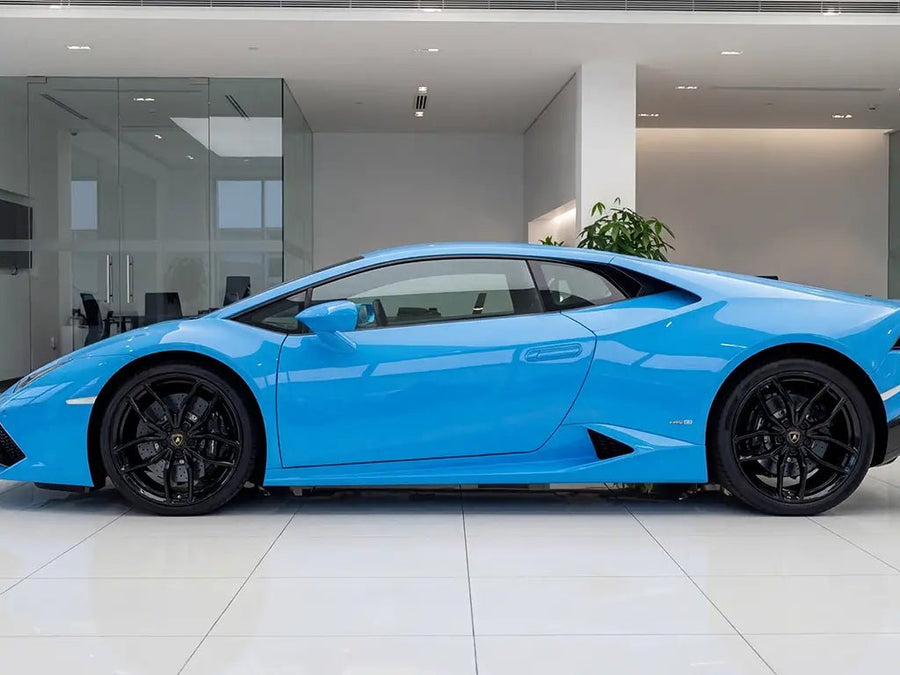 Lamborghini Huracán wrapped in Hexis Gloss HX20000 Montpellier Blue car wrap film HX20299B