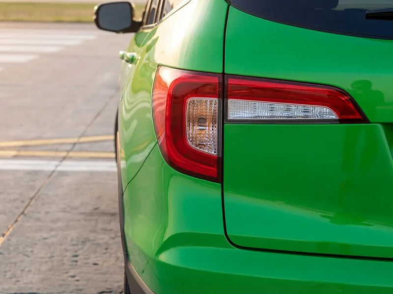 DIY Honda Pilot wrapped in Gloss HX20000 Apple Green car wrap film HX20369B