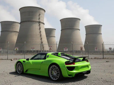 Porsche 918 Spyder wrapped in Gloss HX20000 Kiwi Green wrap film HX20375B