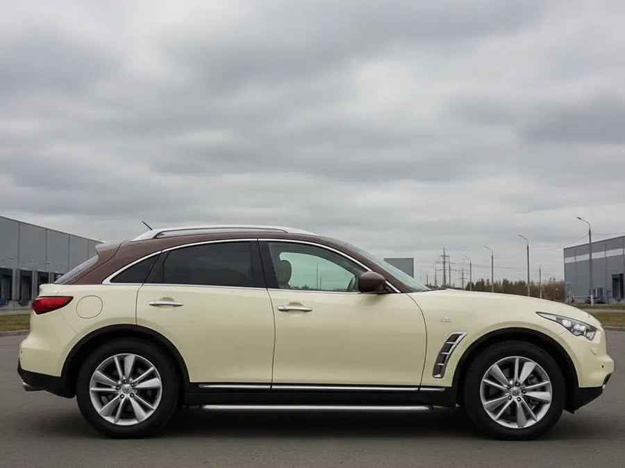 Infiniti FX wrapped in Gloss HX20000 Ivory vinyl wrap HX20468B