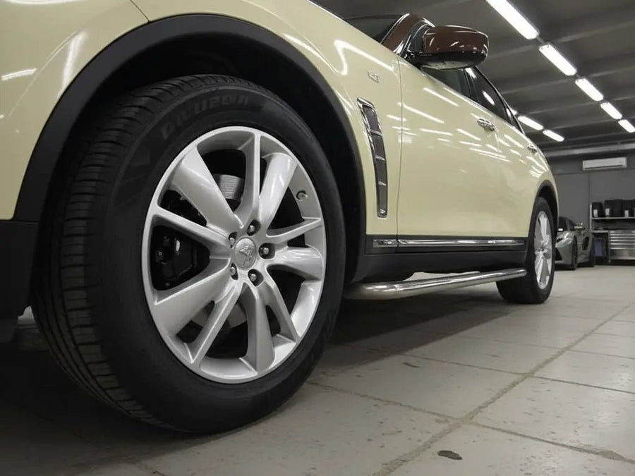 DIY Infiniti QX70 wrapped in Gloss HX20000 Ivory restyling film HX20468B