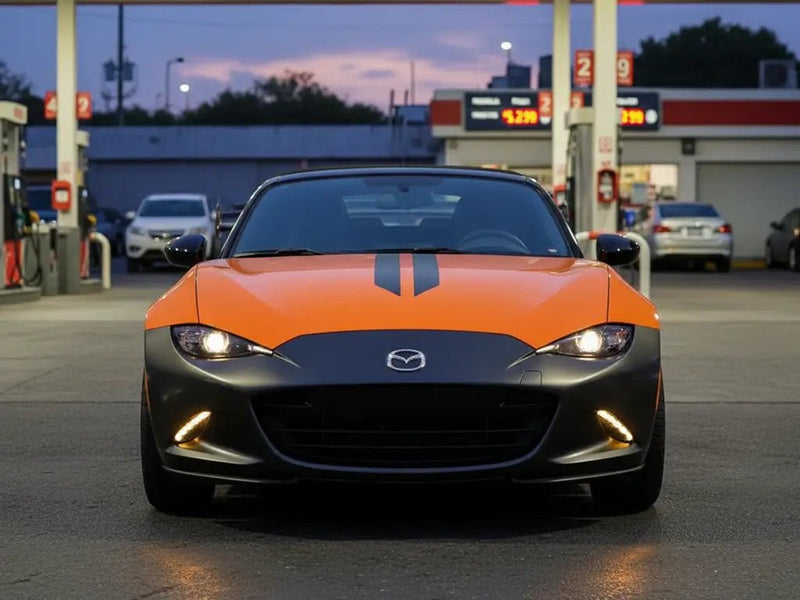 DIY Mazda MX-5 Miata wrapped in Gloss HX20000 Urban Orange restyling film HX20495B