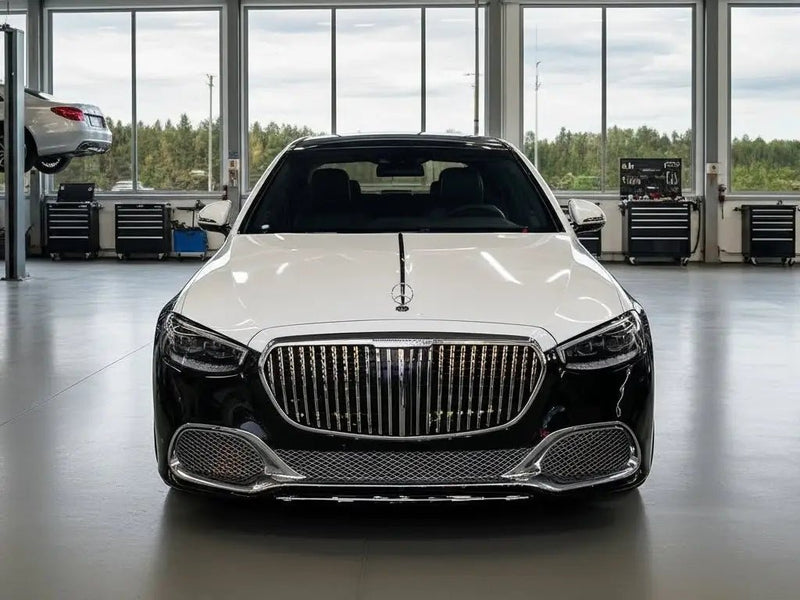 Mercedes-Maybach S-Class wrapped in Gloss HX20000 Ice White car wrap film HX20500B