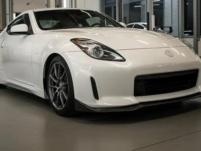 Nissan 370Z wrapped in Gloss HX20000 Ice White vinyl wrap HX20500B