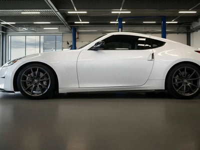 DIY Nissan 370Z wrapped in Gloss HX20000 Ice White vinyl wrap HX20500B