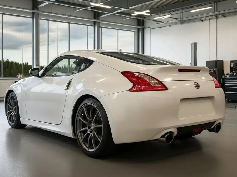Nissan 370Z wrapped in Gloss HX20000 Ice White restyling film HX20500B