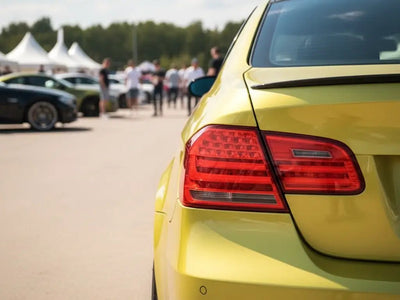 DIY BMW 3 Series wrapped in Gloss HX20000 Metallic Metallic Yellow restyling film HX20558B