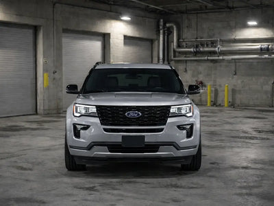 DIY Ford Explorer wrapped in Gloss HX20000 Silver restyling film HX20877B