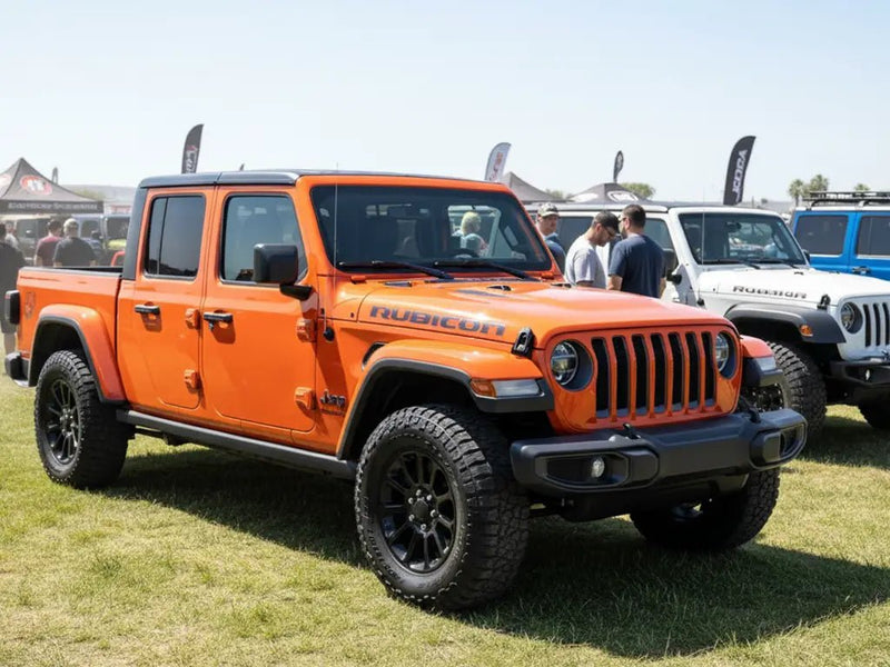 Jeep Gladiator Rubicon wrapped in Hexis Gloss HX20000 Light Red restyling film HX20R21B