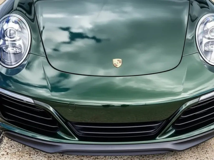 Porsche 911 wrapped in Hexis Gloss HX20000 Sherwood Green restyling film HX20V14B