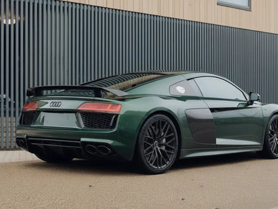 Audi R8 wrapped in Gloss HX20000 Sherwood Green restyling film HX20V14B