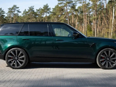 DIY Land Rover Range Rover Sport wrapped in Gloss HX20000 Scottish Green vinyl wrap HX20VECB
