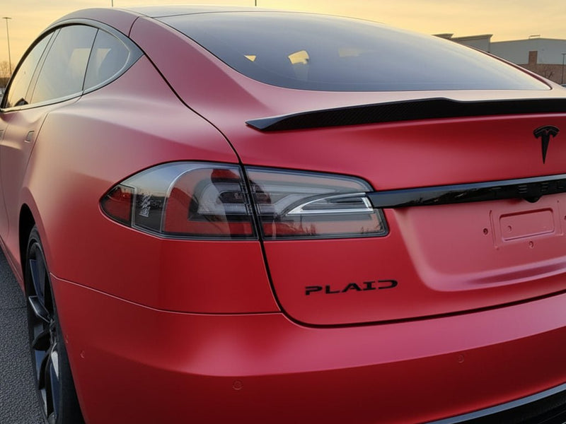 DIY Tesla S Plaid wrapped in Matte HX30000 Redcurrent Red restyling film HX30RGOM