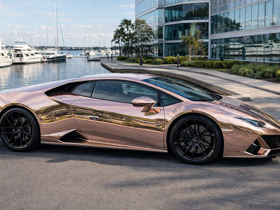 Lamborghini Huracán wrapped in Gloss HX30000 Super Chrome Rose Gold restyling film HX30SCH12B