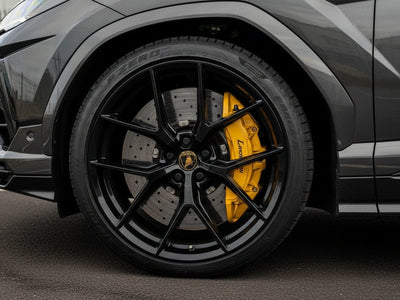 DIY Lamborghini Urus wrapped in Gloss HX30000 Super Chrome Ebony Black car wrap film HX30SCH13B