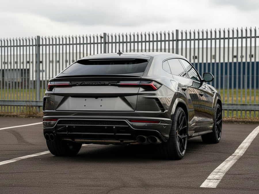 Lamborghini Urus wrapped in Gloss HX30000 Super Chrome Ebony Black wrap film HX30SCH13B detail