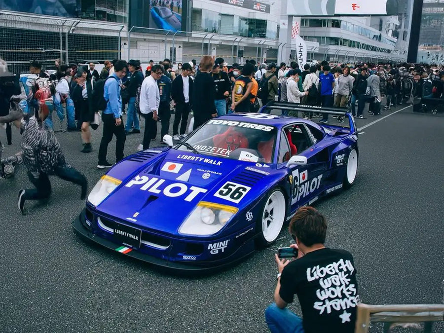Ferrari F40 wrapped in Super Gloss Metallic Blueberry automotive vinyl film