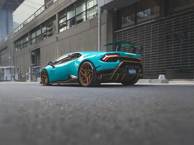 Lamborghini Huracán wrapped in Super Gloss Turquoise Dream wrap film