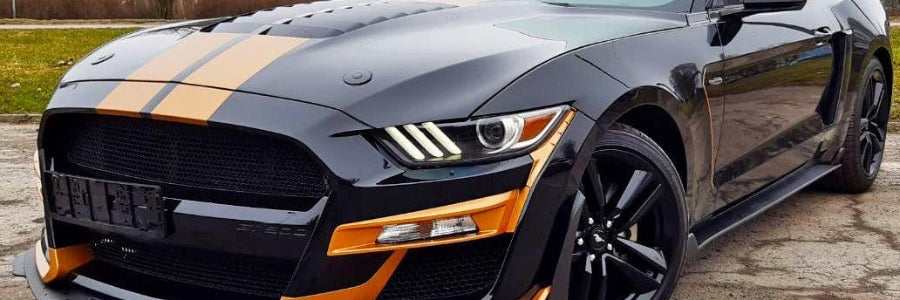 Vinyl hood graphics and racing stripes