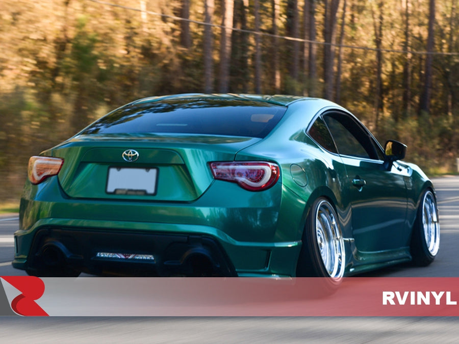 Avery Dennison™ SW900 Gloss Emerald Green Vinyl Wrap | 771-O