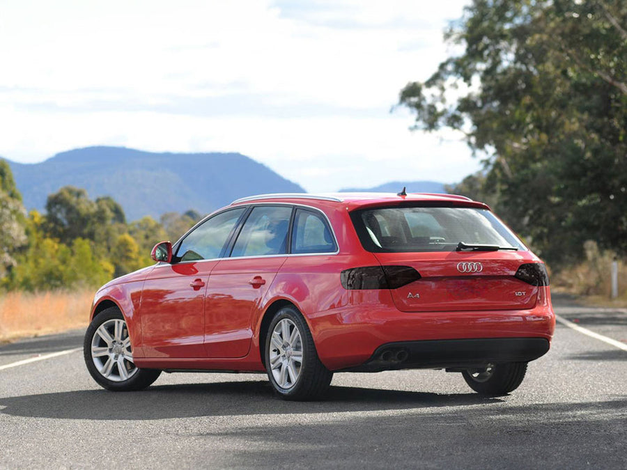 a4 (sedan) Blackout Tail Light TInt~1~0