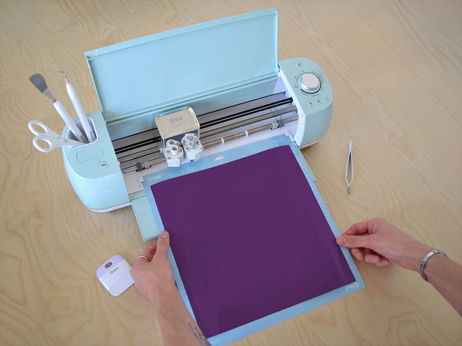 Avery HP750 Berry Cricut Compatible Vinyl