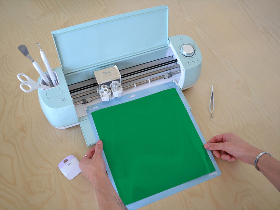Avery HP750 Kelly Green Cricut Compatible Vinyl