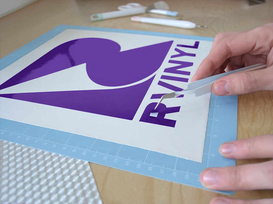 Avery SC950 Pantone Violet C Opaque Easy Weed Craft Vinyl