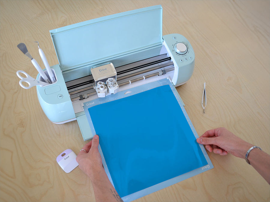 Avery SC950 Cascade Blue Opaque Cricut Compatible Vinyl