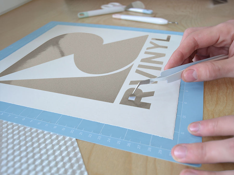 Avery SC950 Pewter Metallic Easy Weed Craft Vinyl