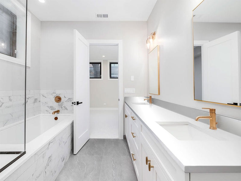 Avery Dennison SF 100 Silver Chrome DIY Built-In Bathroom Countertop Wraps