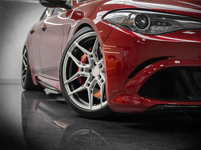 Avery Dennison™ SW900 Gloss Metallic Silver Wrapped Rim Example