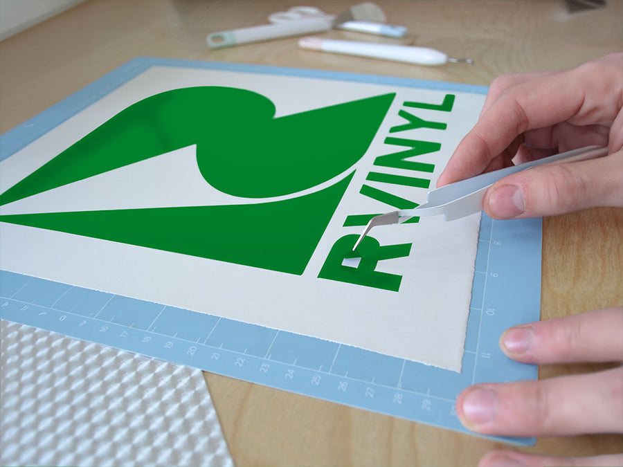 Avery UC900 Pantone 355 C Translucent Easy Weed Craft Vinyl