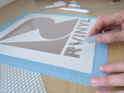 Avery UC900 Pantone 877 C Translucent Easy Weed Craft Vinyl