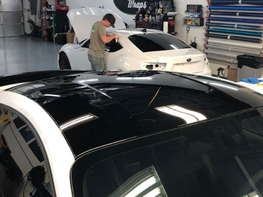 Avery Dennison neo noir Black PPF Roof Wrap
