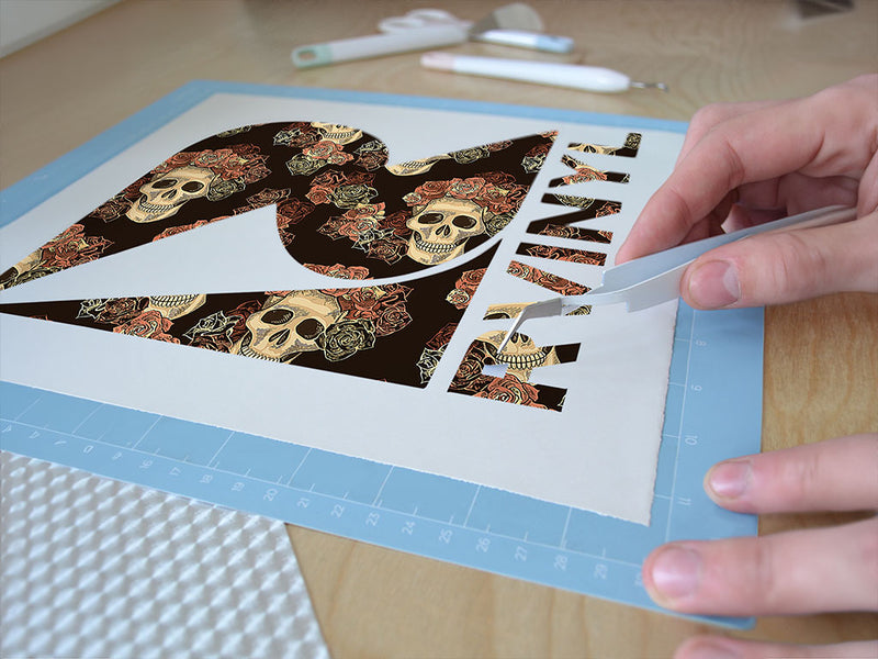 black crown skull and bones Easy Weed Craft Vinyl