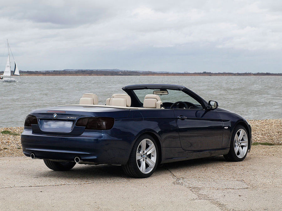 3-series (convertible) Blackout Tail Light TInt~1~0