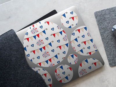 bunting stunting  DIY Laptop Stickers
