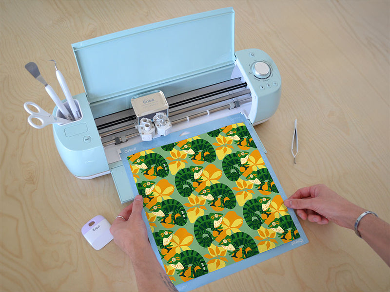 chameleon sight animal Cricut Compatible Vinyl